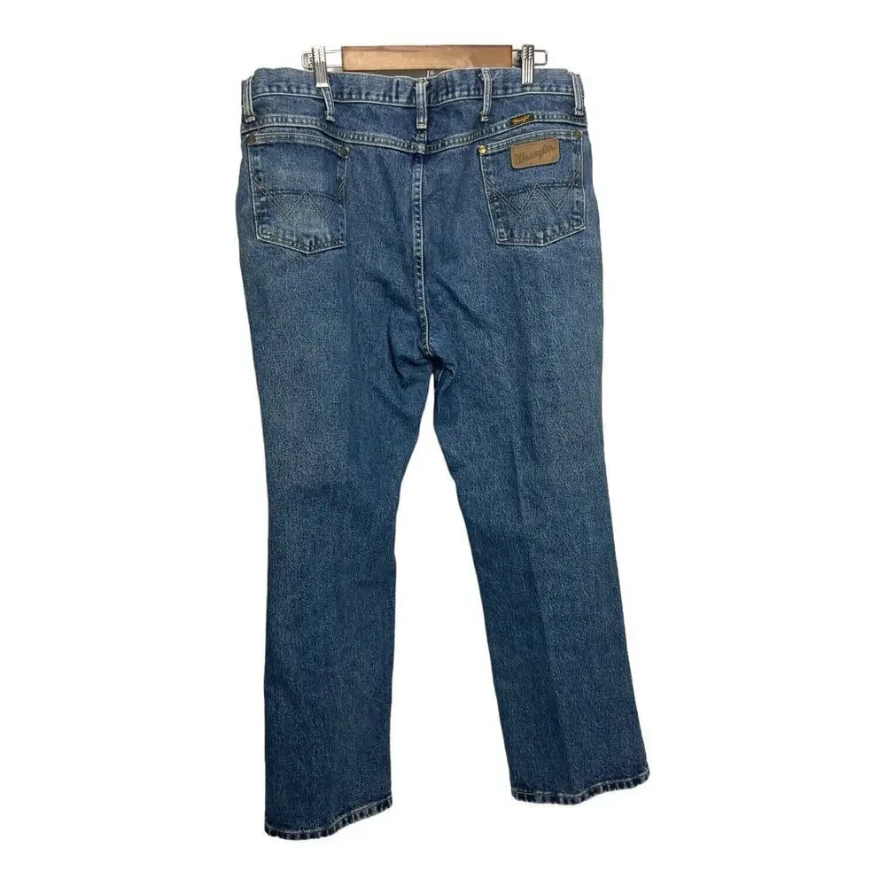 Wrangler Jeans Mens 40x30 Blue George Strait Cowboy Cut Western - Picture 2 of 9